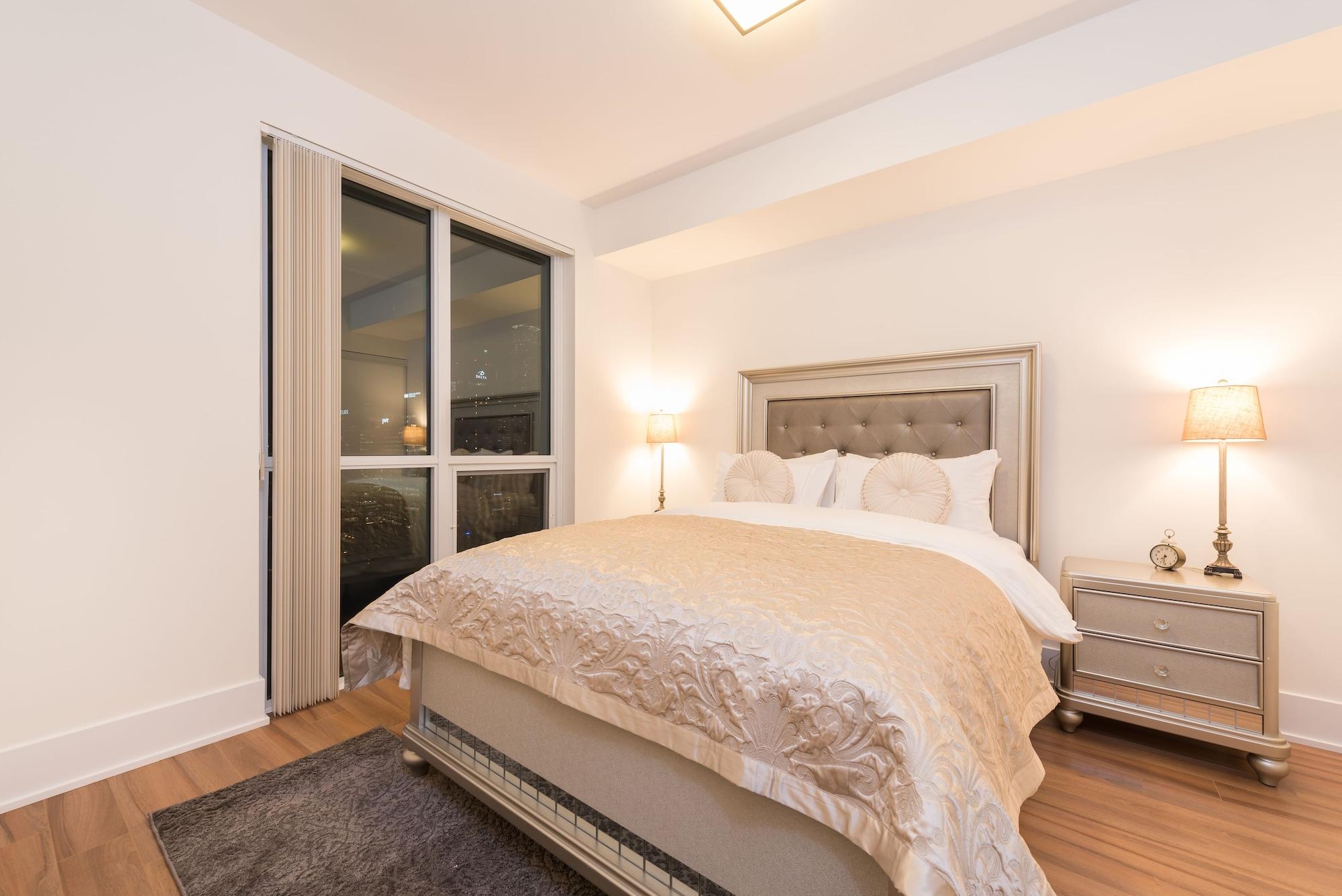 Grand Royal Condos - Cn Tower Toronto Ngoại thất bức ảnh