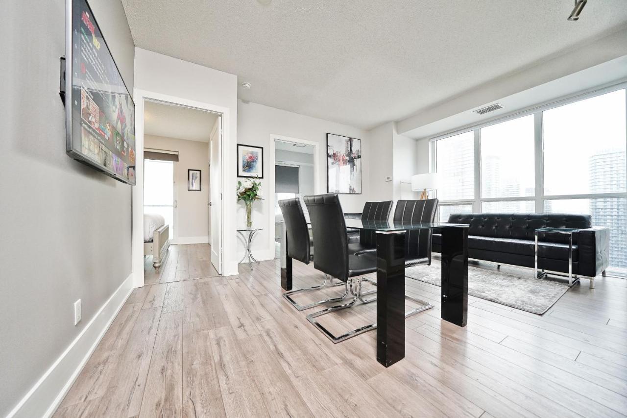 Grand Royal Condos - Cn Tower Toronto Ngoại thất bức ảnh
