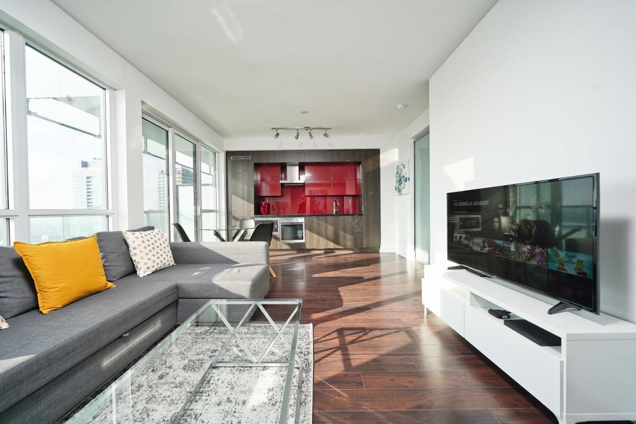 Grand Royal Condos - Cn Tower Toronto Ngoại thất bức ảnh