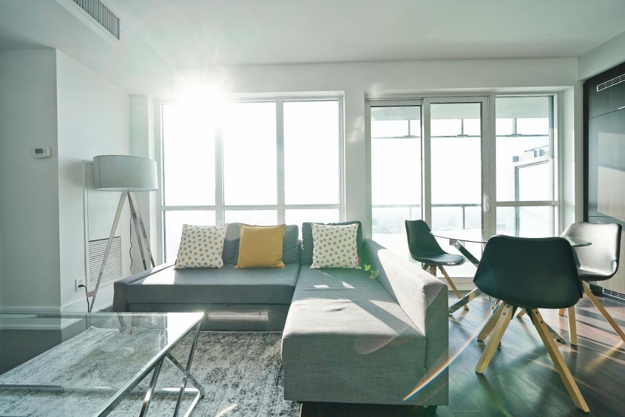 Grand Royal Condos - Cn Tower Toronto Ngoại thất bức ảnh