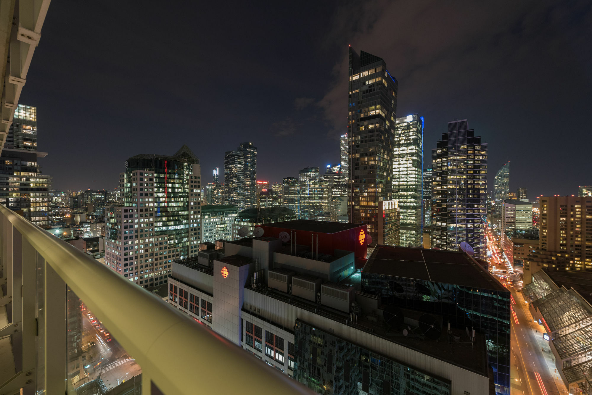 Grand Royal Condos - Cn Tower Toronto Ngoại thất bức ảnh