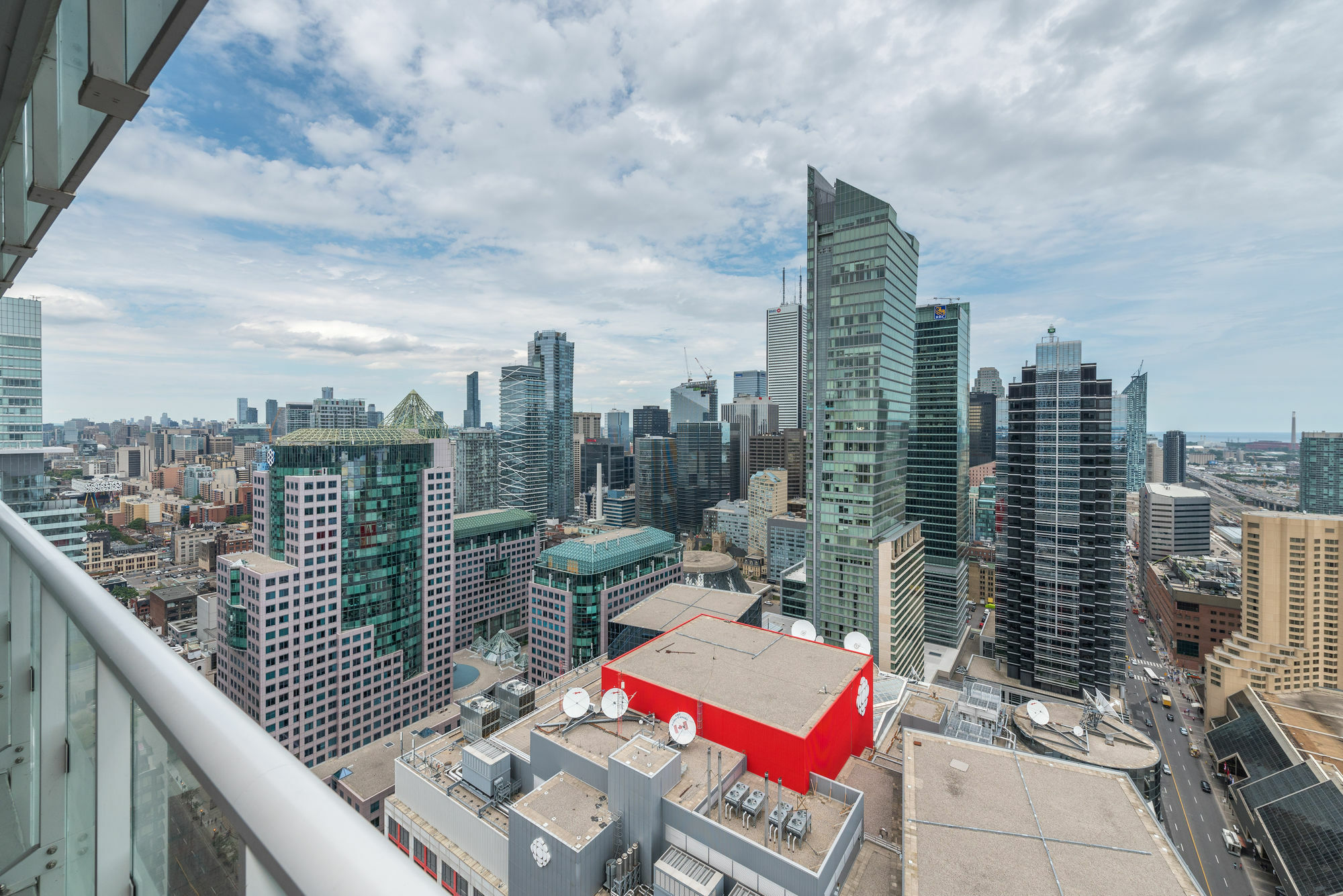 Grand Royal Condos - Cn Tower Toronto Ngoại thất bức ảnh